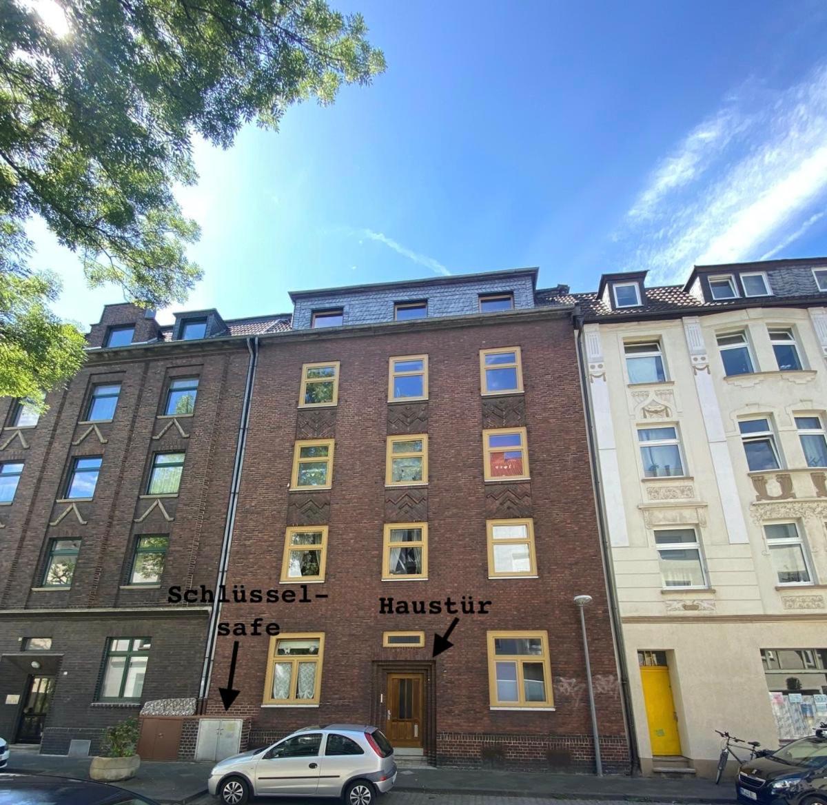 Feelslikehome - Stylische Und Zentrale Altbauwohnung Mit Terrasse&Garten โบคุห์ม ภายนอก รูปภาพ